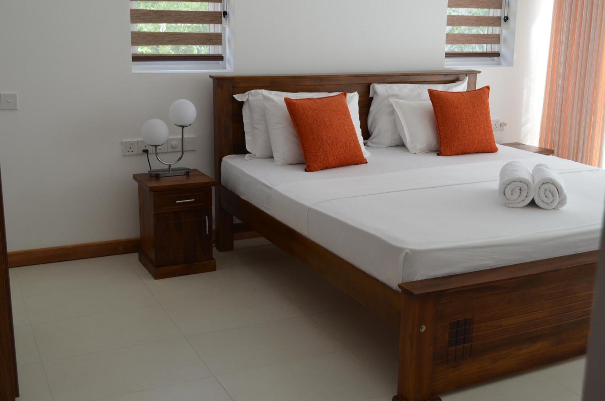 Silina Airport Transit Hotel & Residence Katunayaka Dış mekan fotoğraf