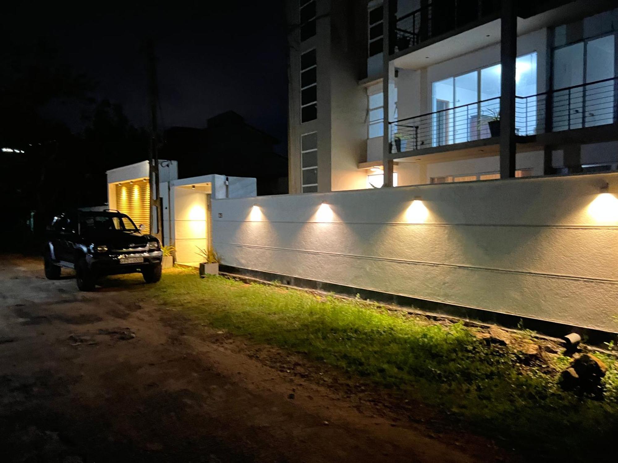 Silina Airport Transit Hotel & Residence Katunayaka Dış mekan fotoğraf