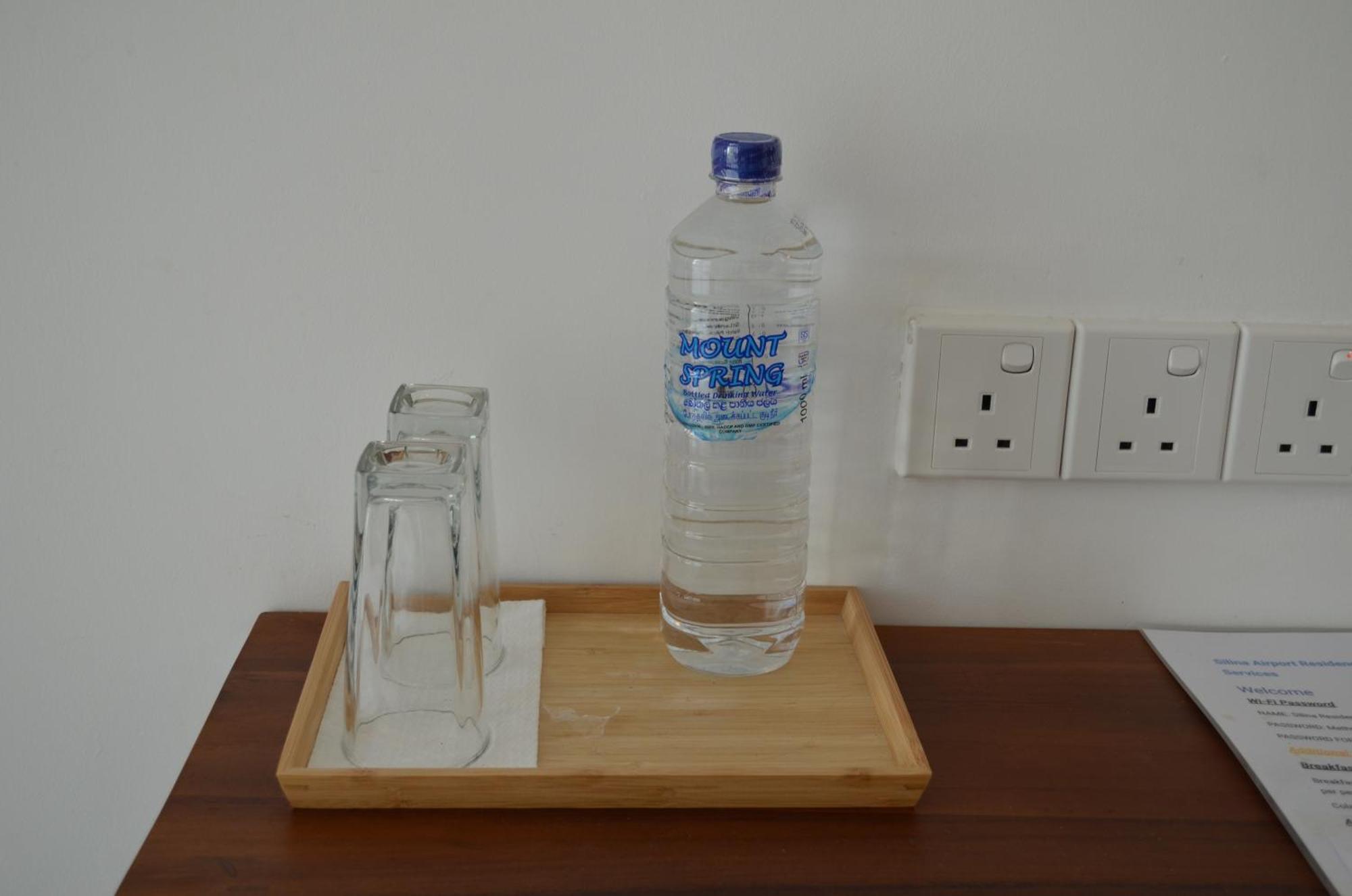 Silina Airport Transit Hotel & Residence Katunayaka Dış mekan fotoğraf