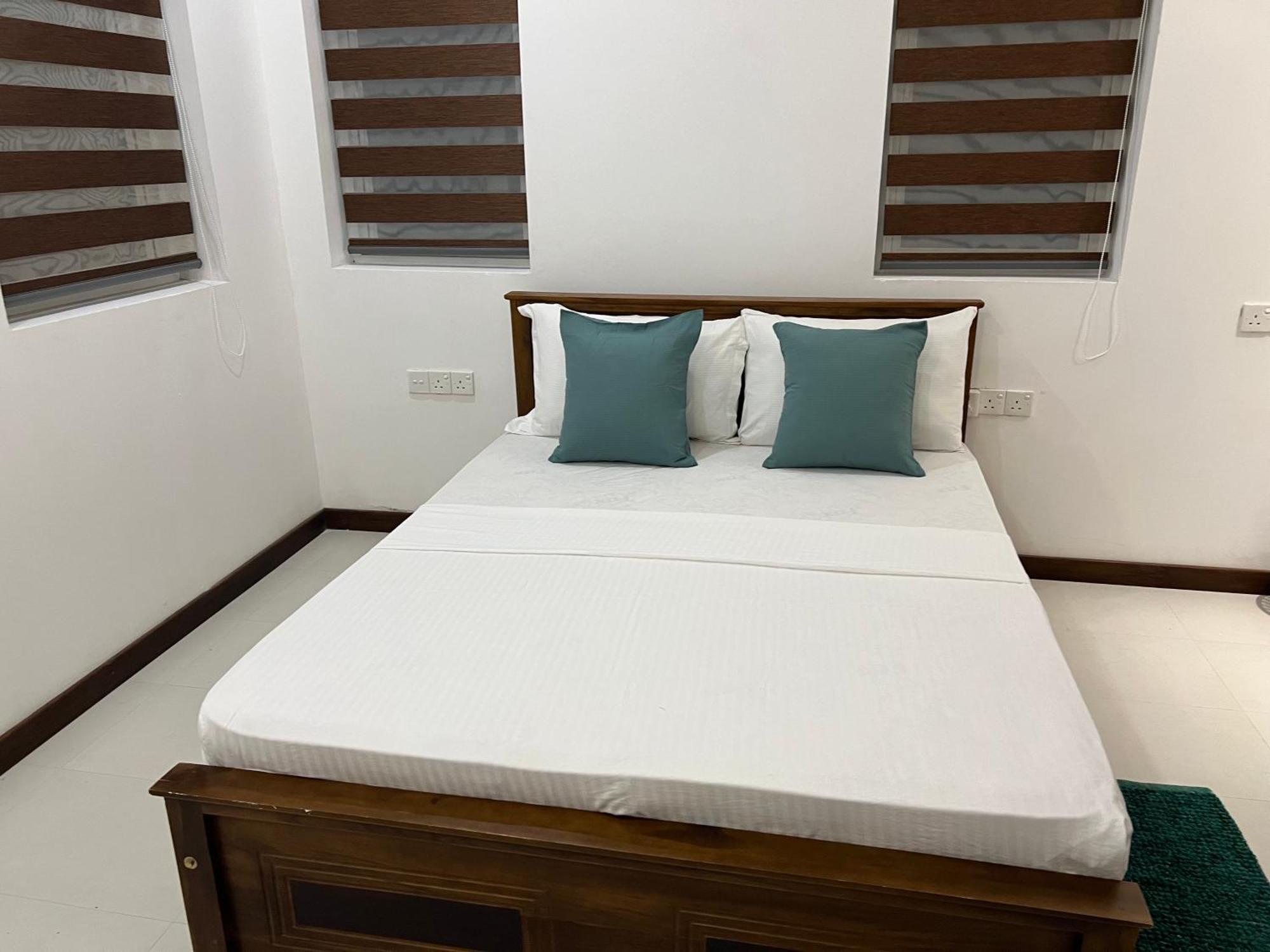 Silina Airport Transit Hotel & Residence Katunayaka Dış mekan fotoğraf