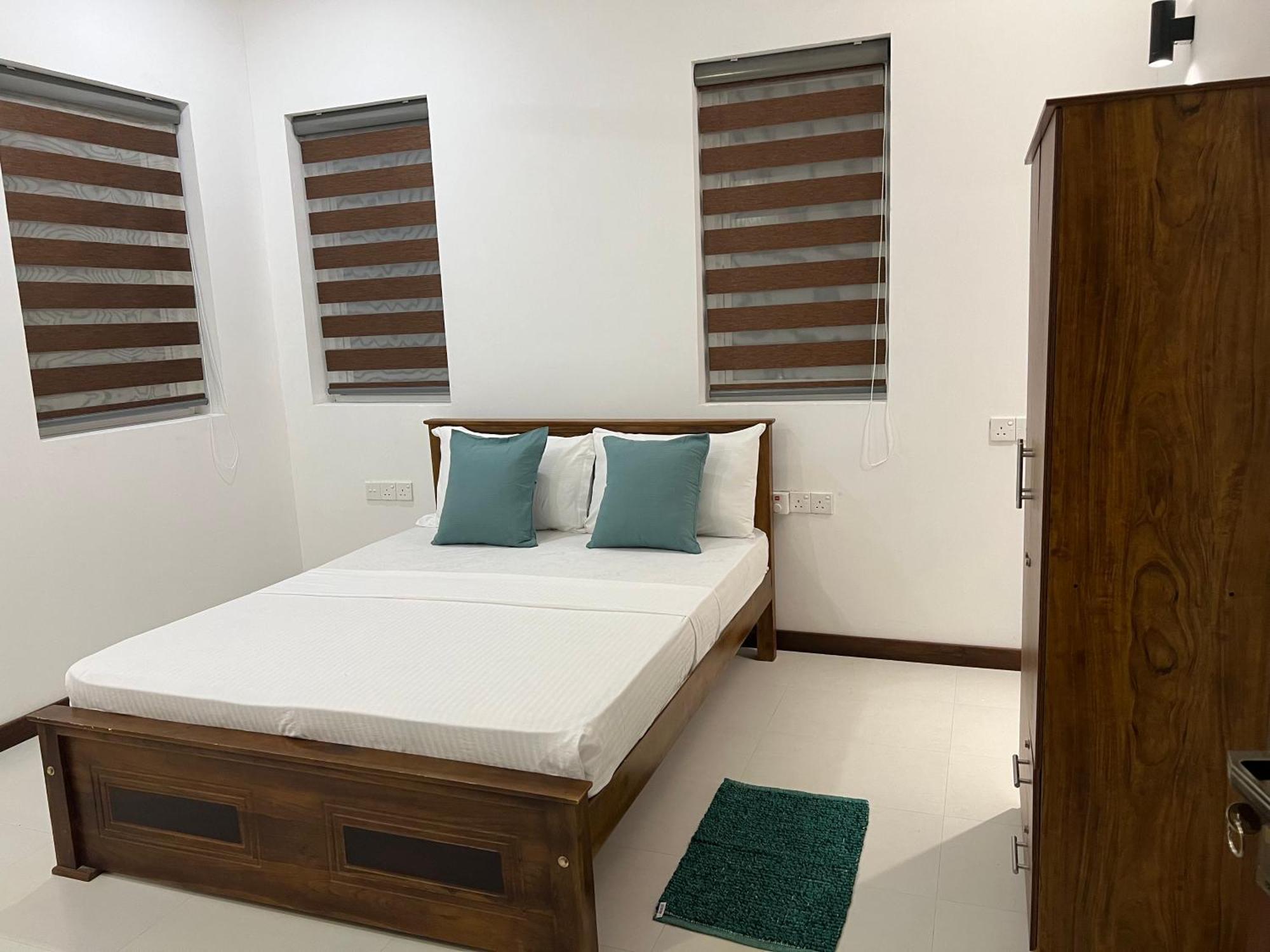 Silina Airport Transit Hotel & Residence Katunayaka Dış mekan fotoğraf